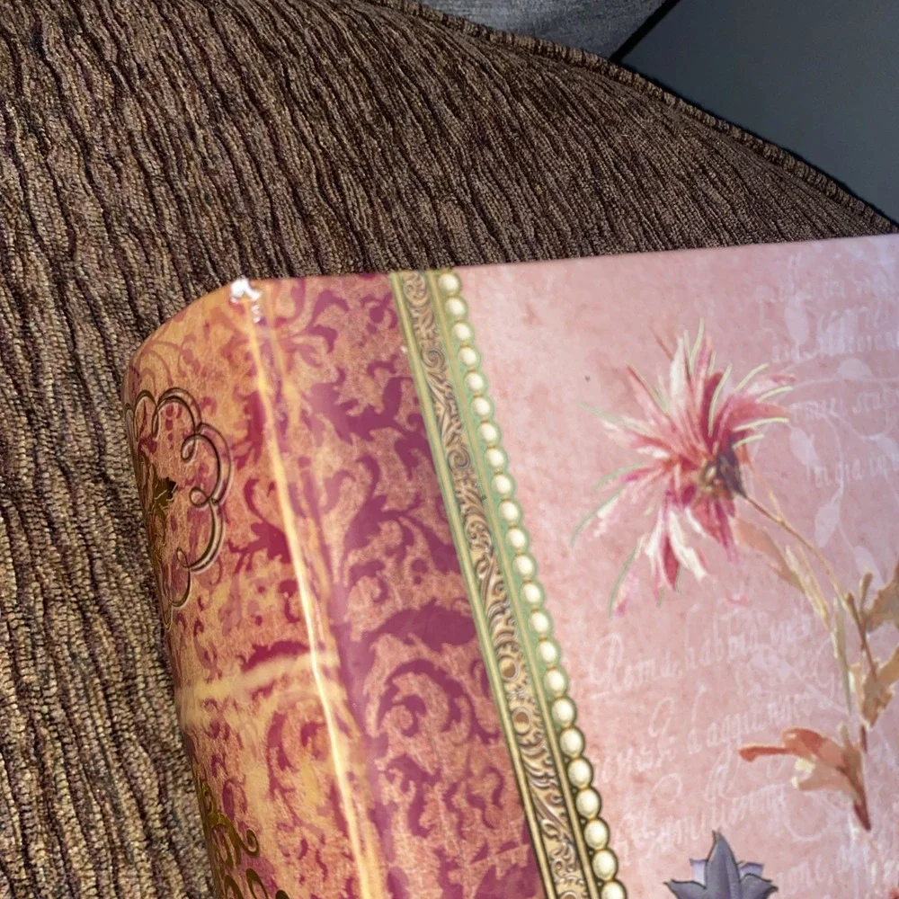 VTG Punch Studio Book Box‎ Large Hidden Jewelry Secret Storage  Magnetic Classic